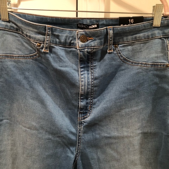 NWT Fashion Nova jeans size 16W super high rise skinny jeans light blue wash - Picture 3 of 6
